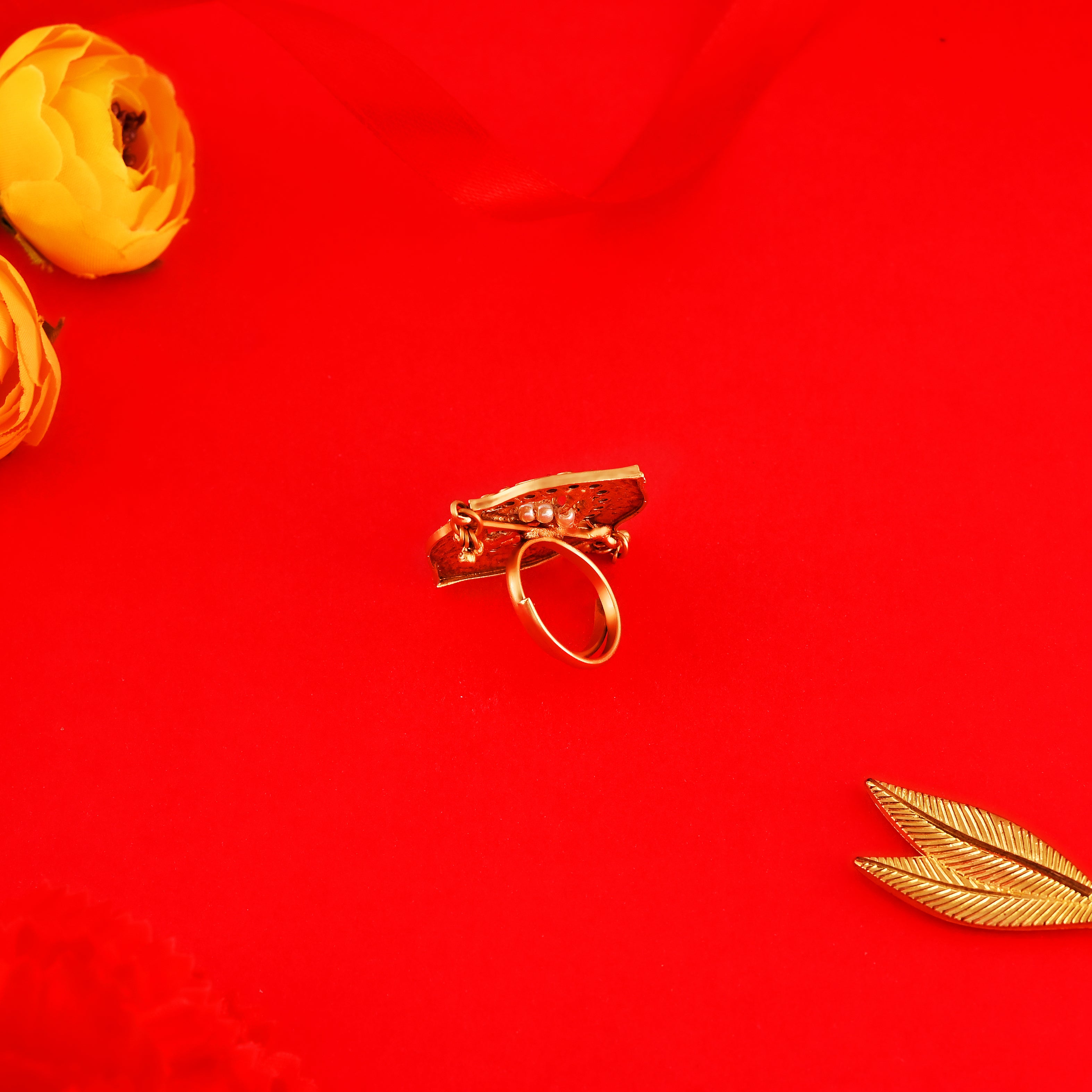 Golden Era Ornament Ring