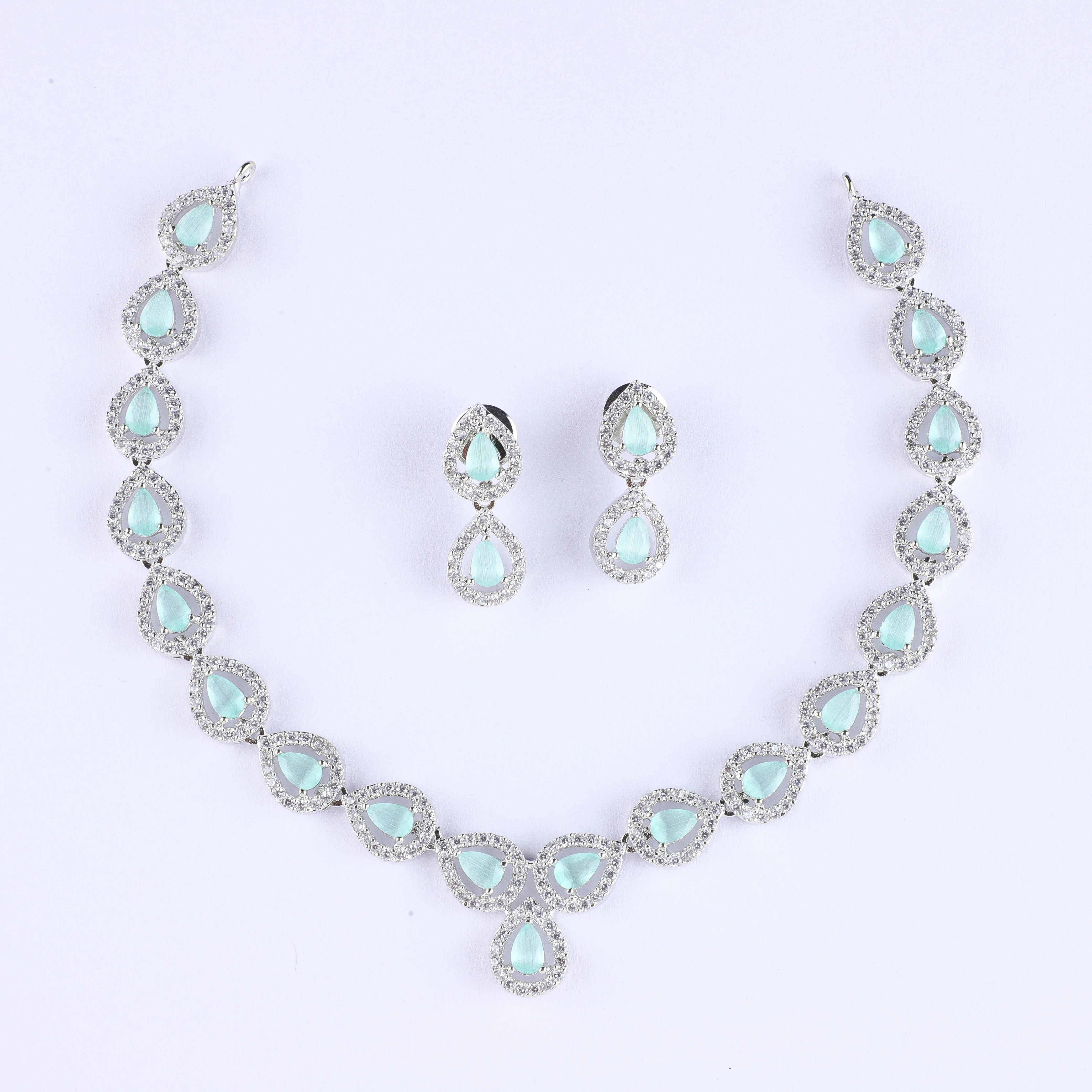 Spatter Zirconia Necklace