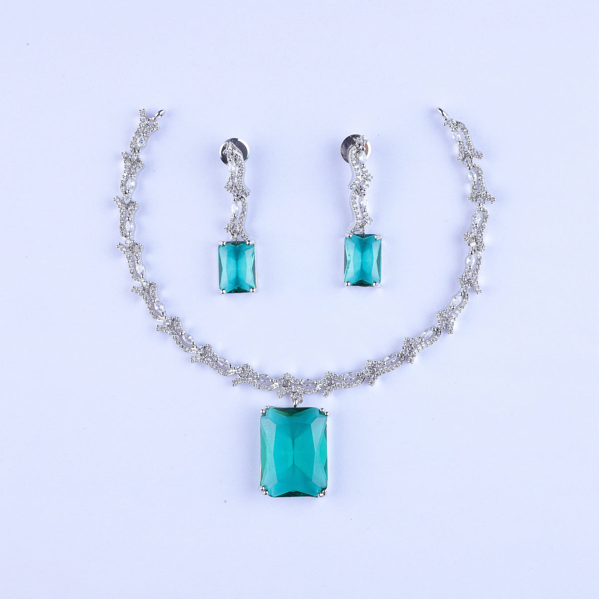 Turquoise Timeless Treasure Silver Zirconia Necklace