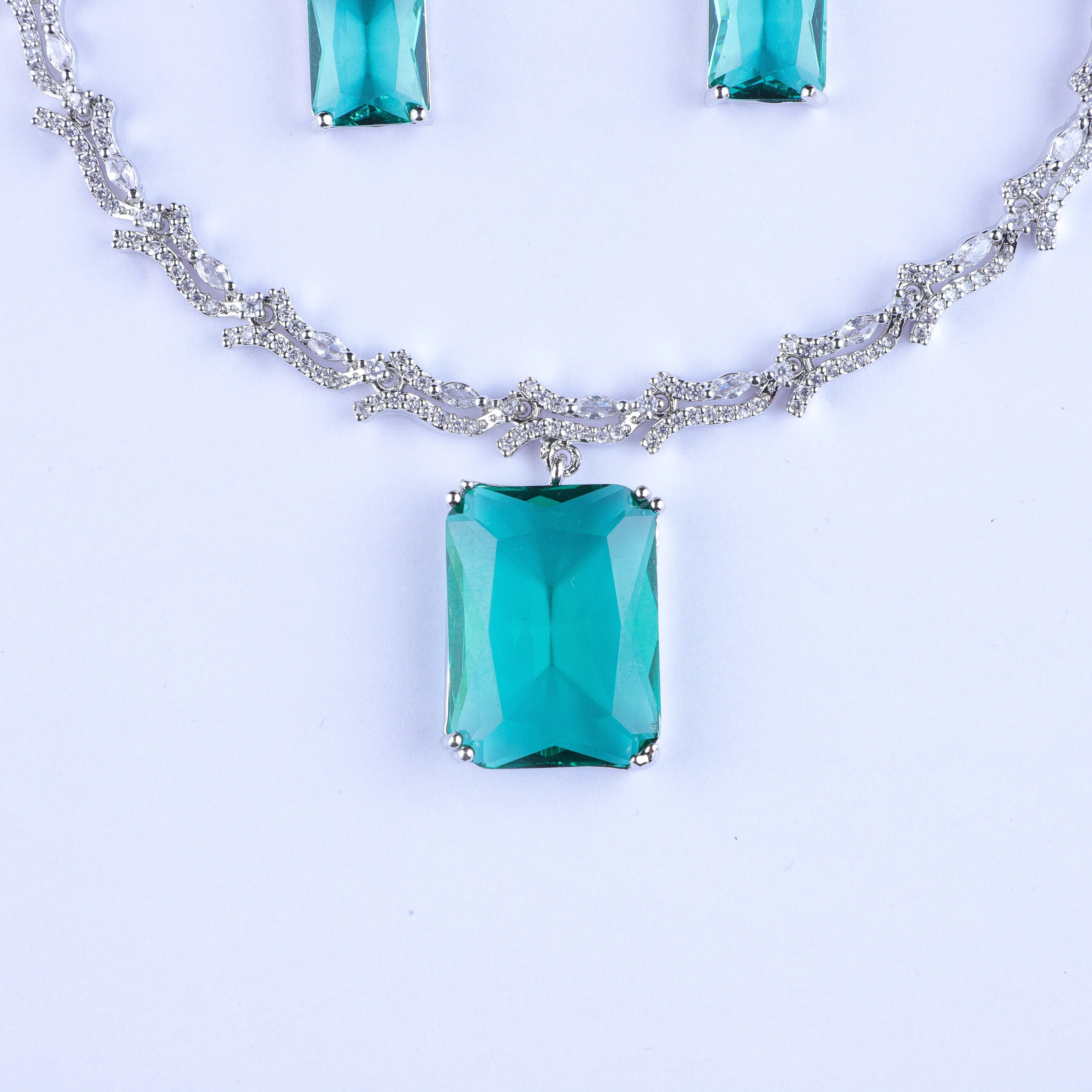 Turquoise Timeless Treasure Silver Zirconia Necklace