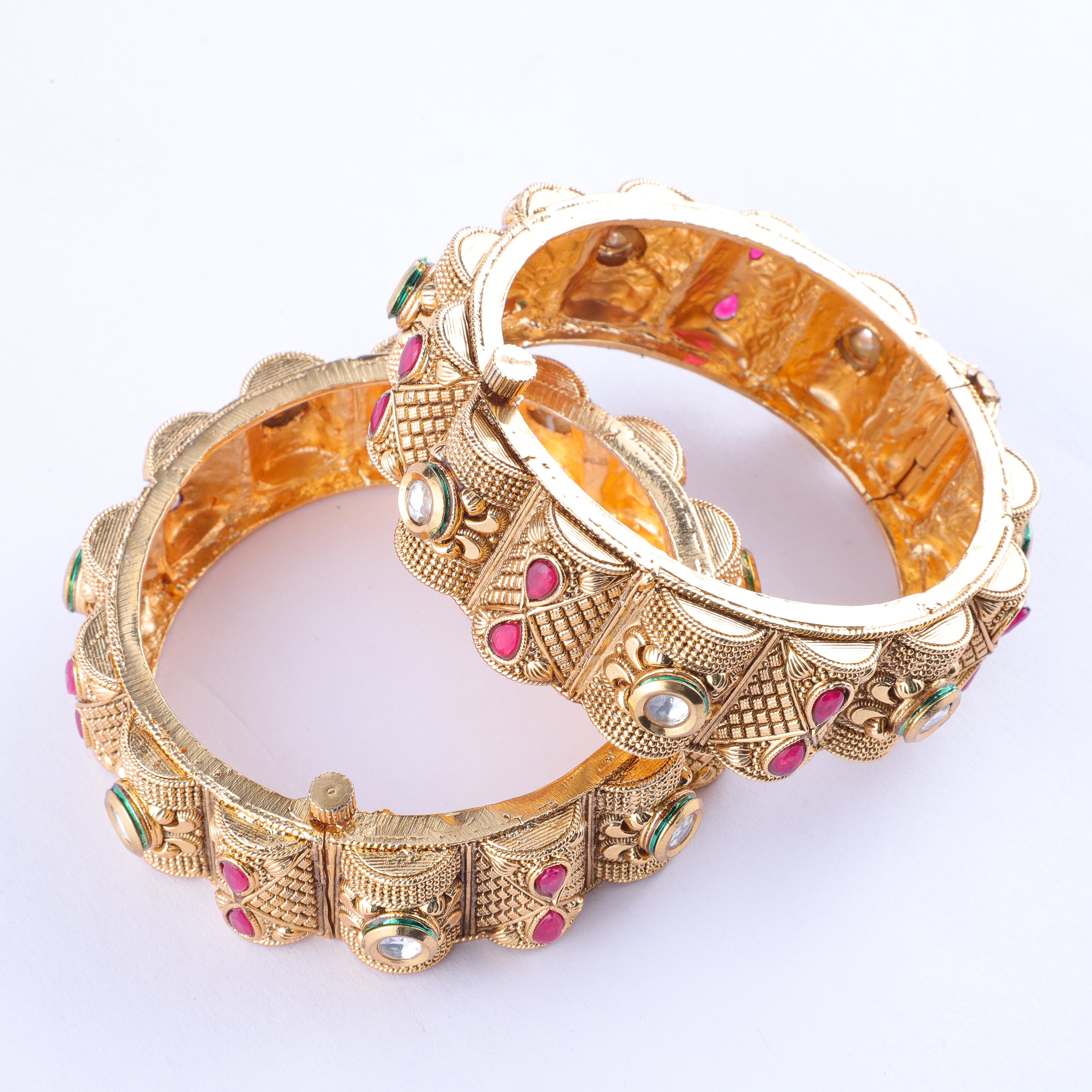 Vintage Bloom Golden Kada (Set of 2)